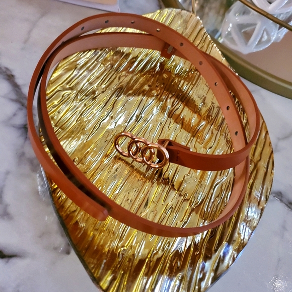 Skinny Tan Fashion Belt (New) - Picture 1 of 6